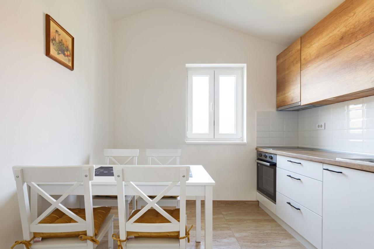 Apartmani Porto Golubac Luaran gambar